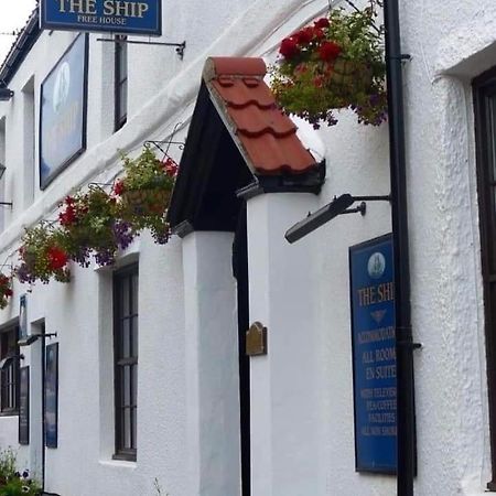 The Ship Inn Holy Island of Lindisfarne Eksteriør billede